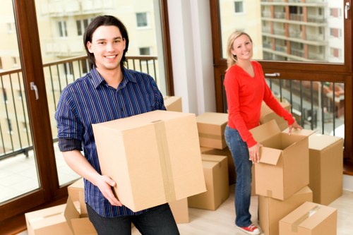Packing and loading service for a flat move in Kennington